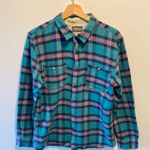Men’s flannel button down